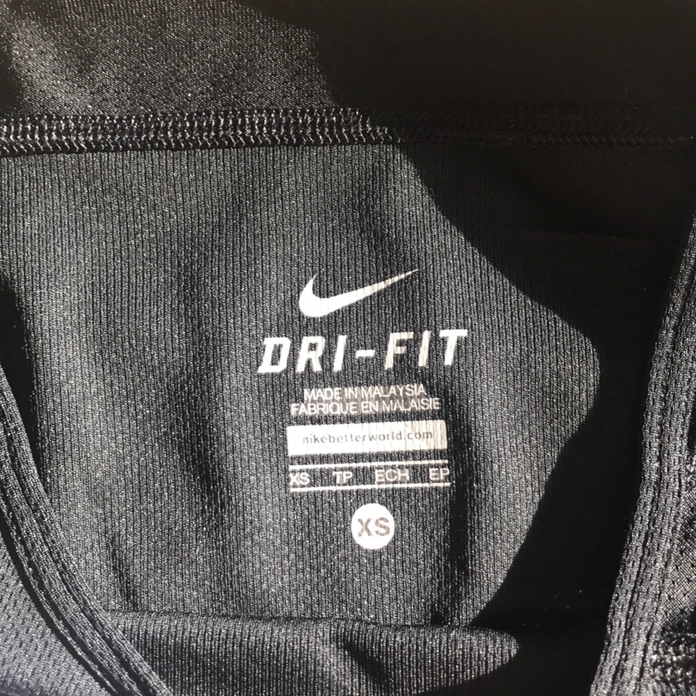 Nike tshirt - Picture 5 of 5